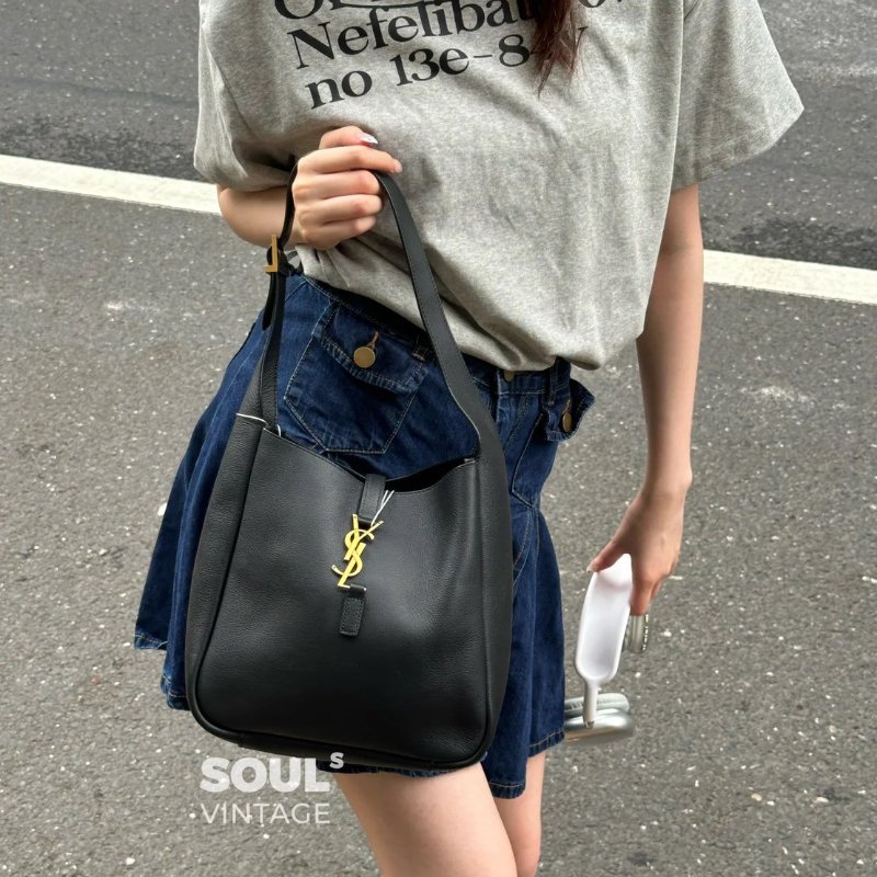 🏷YSL．LE 5 À 7 Hobo Small 腋下包-22