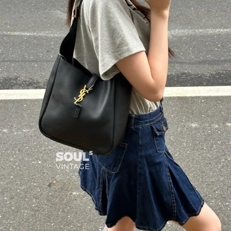 🏷YSL．LE 5 À 7 Hobo Small 腋下包-24