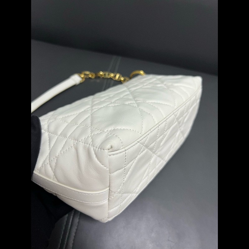 Dior  hobo-14
