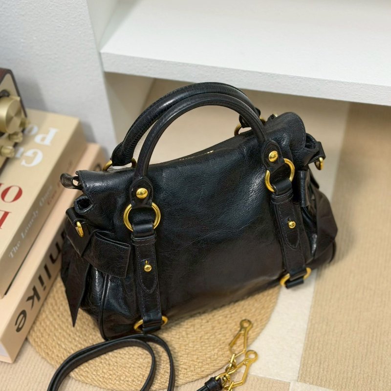 (稀有款式✨)🏷Miumiu．蝴蝶結機車包 油蠟皮 小號-1