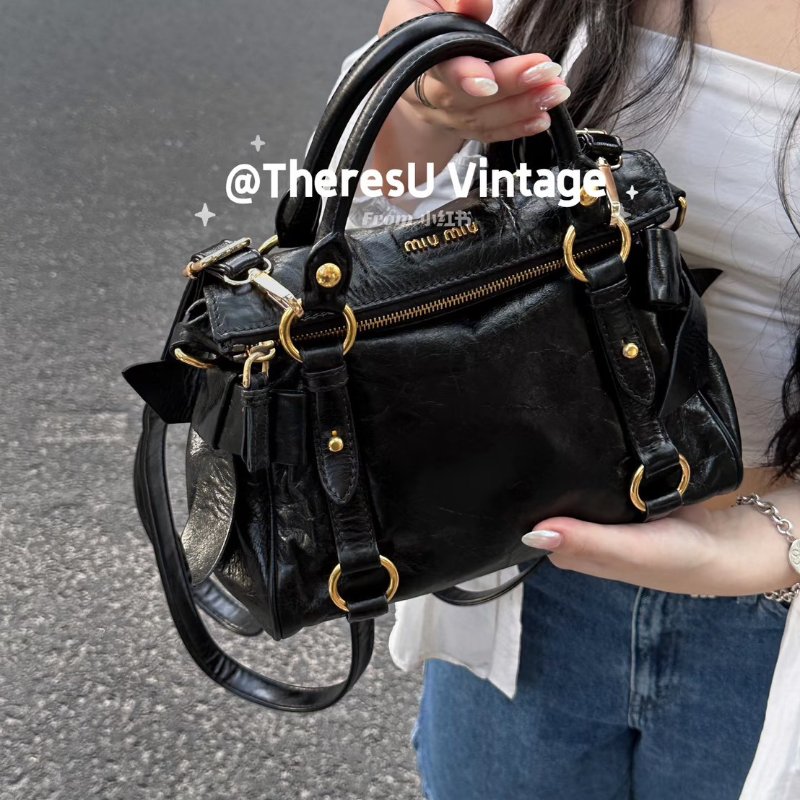 (稀有款式✨)🏷Miumiu．蝴蝶結機車包 油蠟皮 小號-22