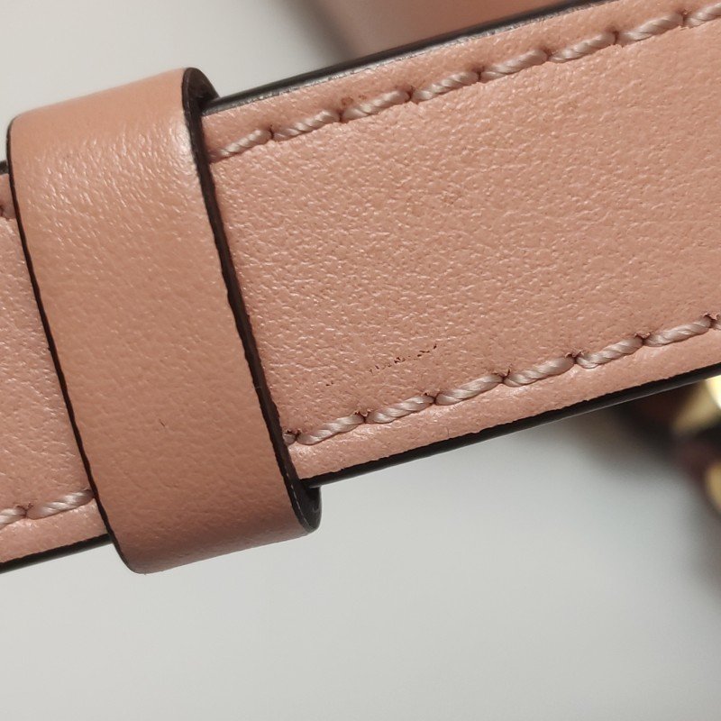 Chloe Chloe C迷你牛皮羊皮翻毛皮拼色字母C徽飾斜挎包單肩包-10