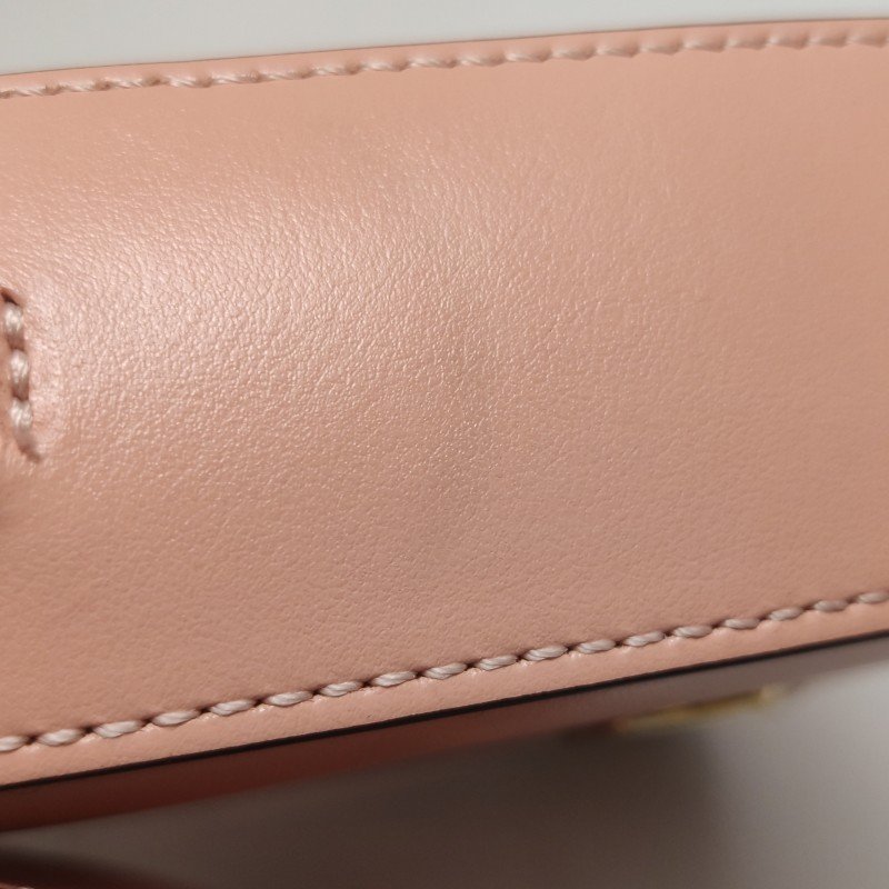 Chloe Chloe C迷你牛皮羊皮翻毛皮拼色字母C徽飾斜挎包單肩包-14