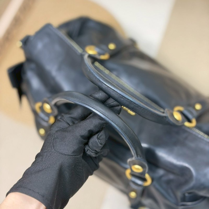 (稀有款式✨)🏷Miumiu．蝴蝶結機車包 光滑皮 大號-11