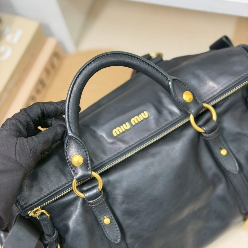 (稀有款式✨)🏷Miumiu．蝴蝶結機車包 光滑皮 大號-12