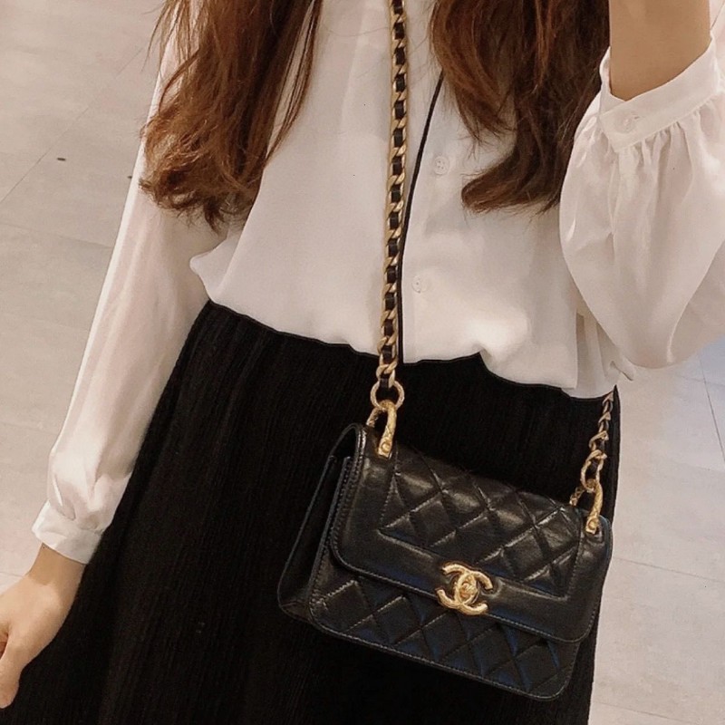 Chanel flap 牛皮-9