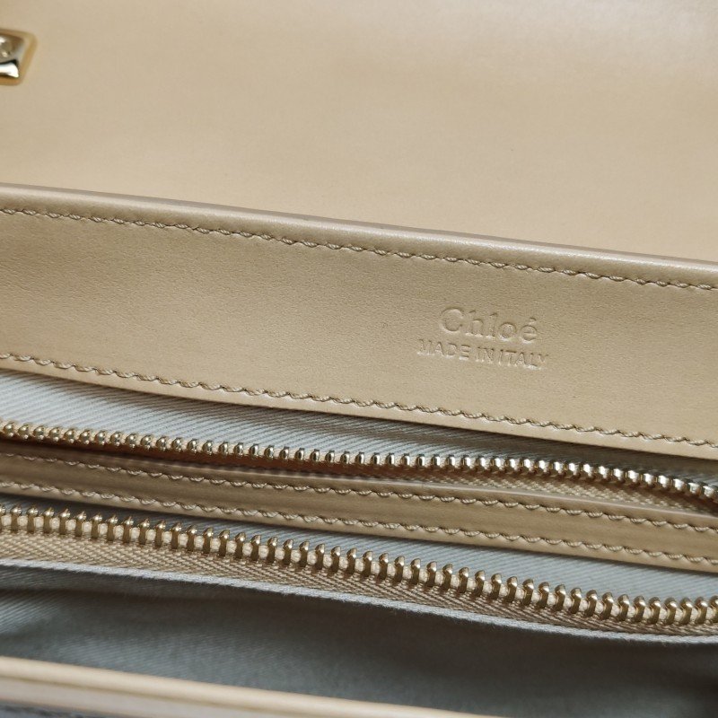 Chloe Chloe C小號牛皮翻毛皮拼皮字母C徽飾斜挎包單肩包-9