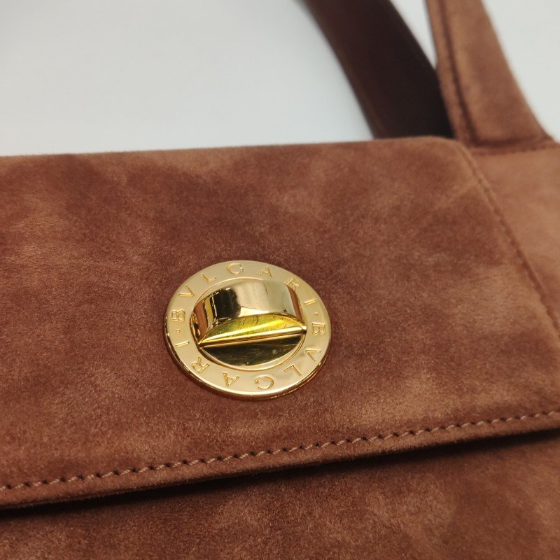 Bvlgari 牛皮磨砂皮純色壓紋Logo金屬旋扣手提包單肩包-12