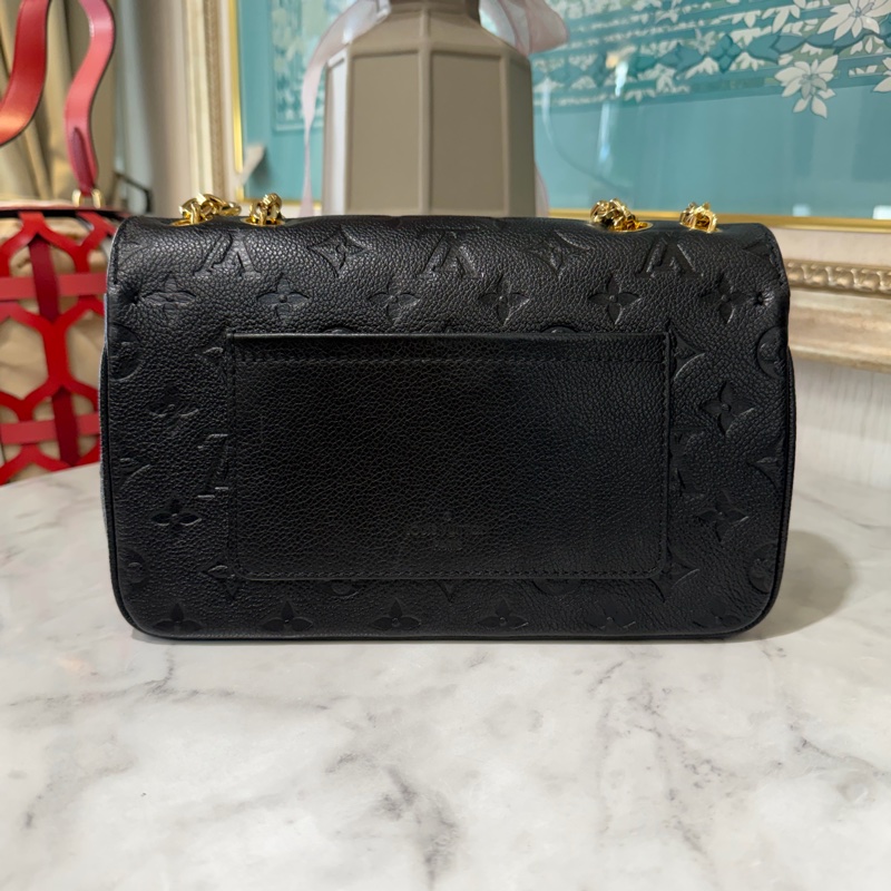 LV 黑牛皮壓紋Marcrau金釦下蓋內雙層肩斜背鏈包M46200-1