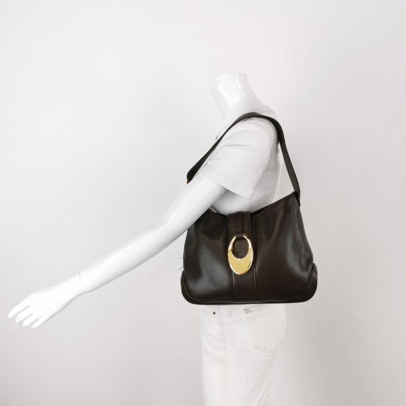 Bvlgari 牛皮純色字母Logo金屬徽標單肩包-1