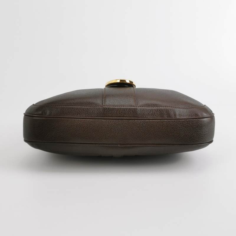 Bvlgari 牛皮純色字母Logo金屬徽標單肩包-5