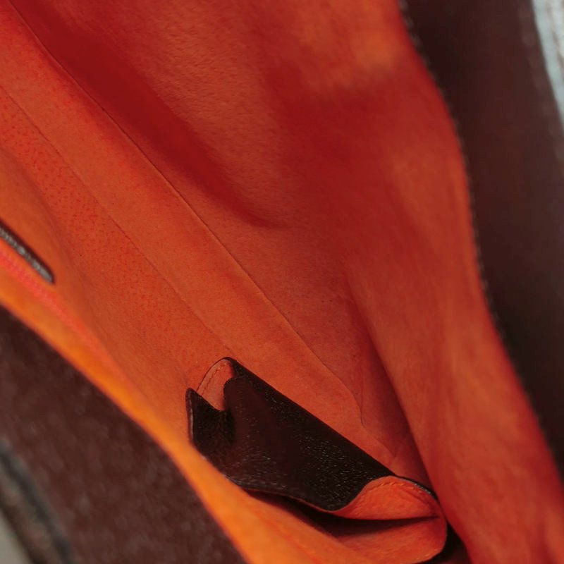 Bvlgari 牛皮純色字母Logo金屬徽標單肩包-8