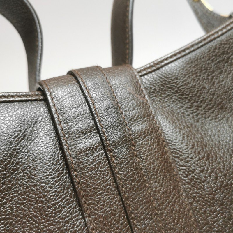 Bvlgari 牛皮純色字母Logo金屬徽標單肩包-19