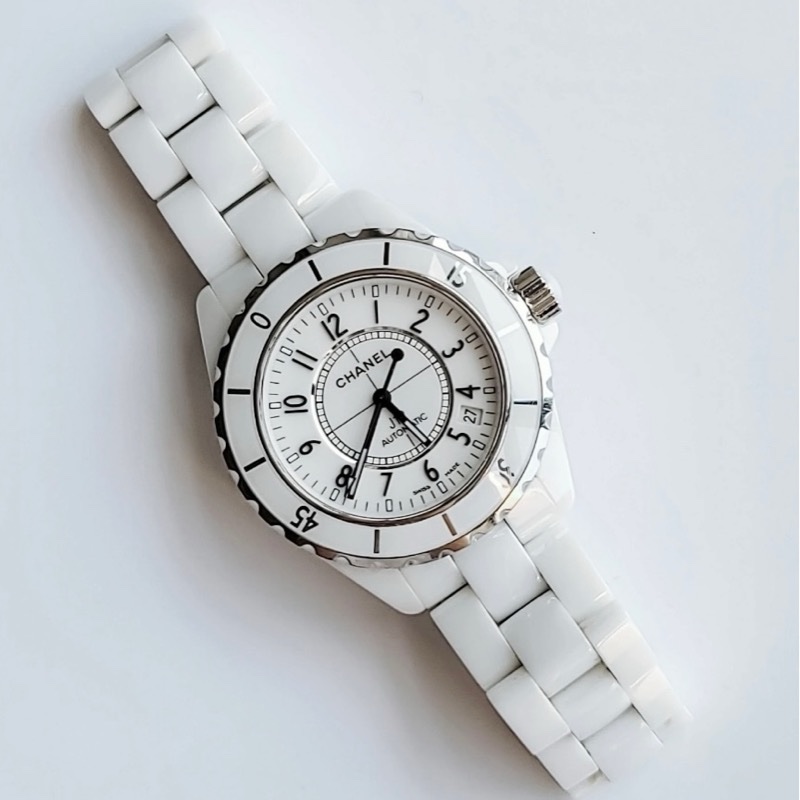 CHANEL 香奈兒 J12 白陶瓷自動腕錶 H0968｜白色高科技陶瓷＋精鋼圈｜33mm｜附原廠盒與加長鍊節-1
