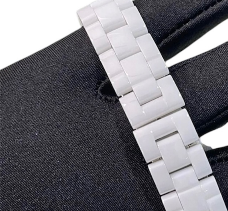 CHANEL 香奈兒 J12 白陶瓷自動腕錶 H0968｜白色高科技陶瓷＋精鋼圈｜33mm｜附原廠盒與加長鍊節-2