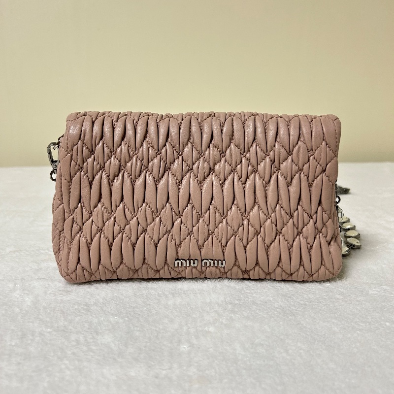 MIU MIU Crystal 皺摺皮革水晶鏈帶 肩背包-9
