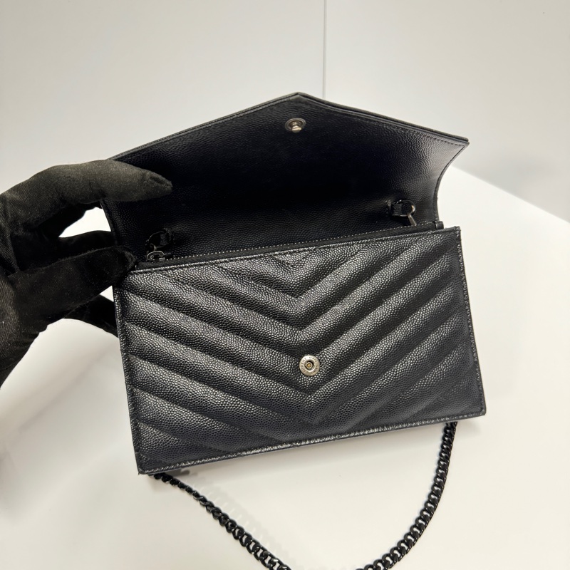 （超新品～ 極稀有⏰） YSL “so black” 全黑魚子醬 信封包-16