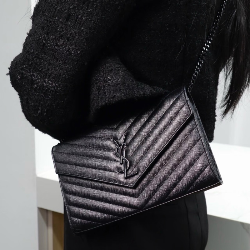 （超新品～ 極稀有⏰） YSL “so black” 全黑魚子醬 信封包-23