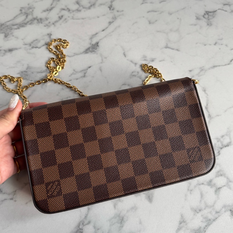 LV咖棋盤格三合一woc-8