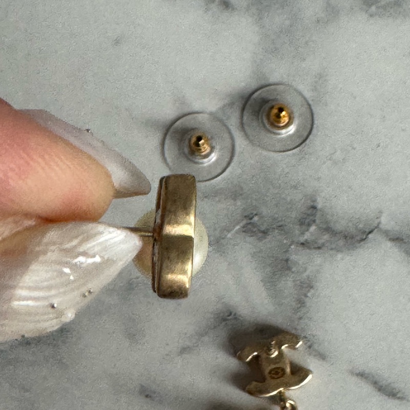 Chanel白雙C珍珠耳環-18