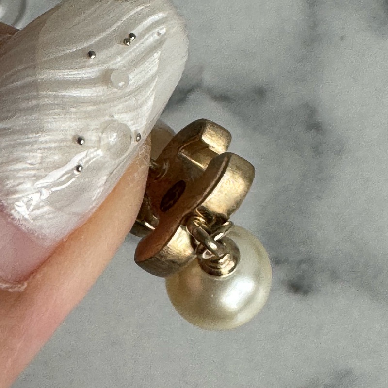 Chanel白雙C珍珠耳環-21