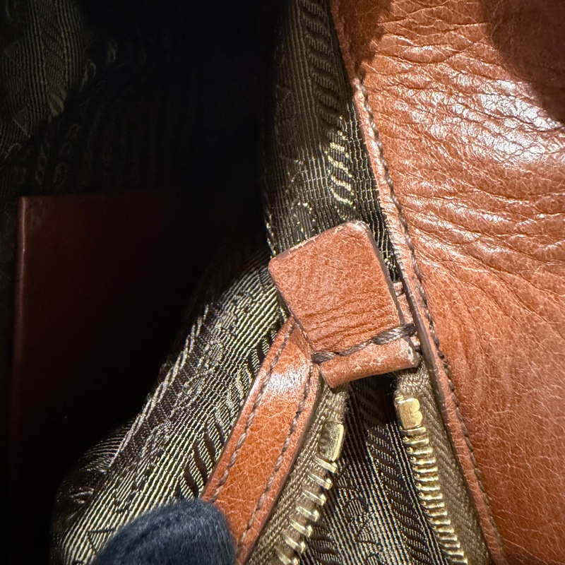 Prada 棕色公事包 防塵袋 ❤️‍🔥❤️‍🔥誰背誰賺錢-7