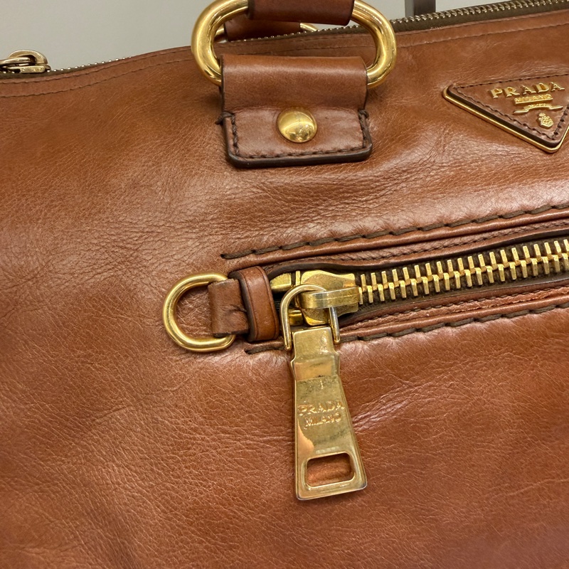 Prada 棕色公事包 防塵袋 ❤️‍🔥❤️‍🔥誰背誰賺錢-29