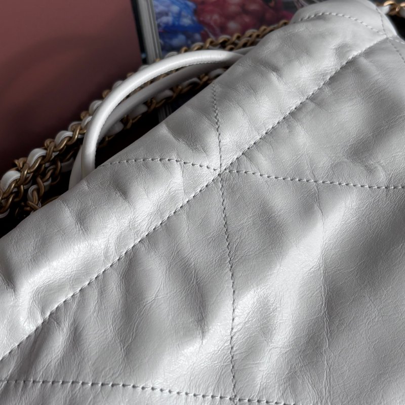 ::CHANEL:: AS3980 金LOGO 白色皮革手提包 斜背包 22 bag 迷你包-15