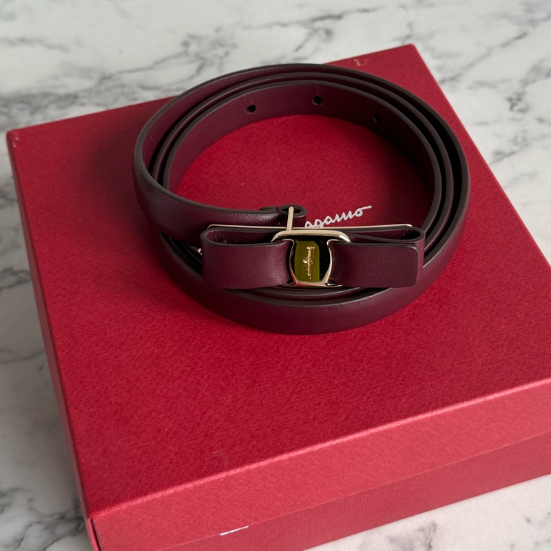 Ferragamo酒紅色金logo細腰帶  真的必買✨-0