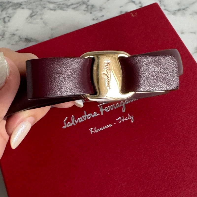 Ferragamo酒紅色金logo細腰帶  真的必買✨-3