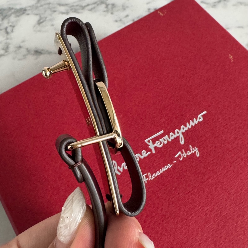 Ferragamo酒紅色金logo細腰帶  真的必買✨-9