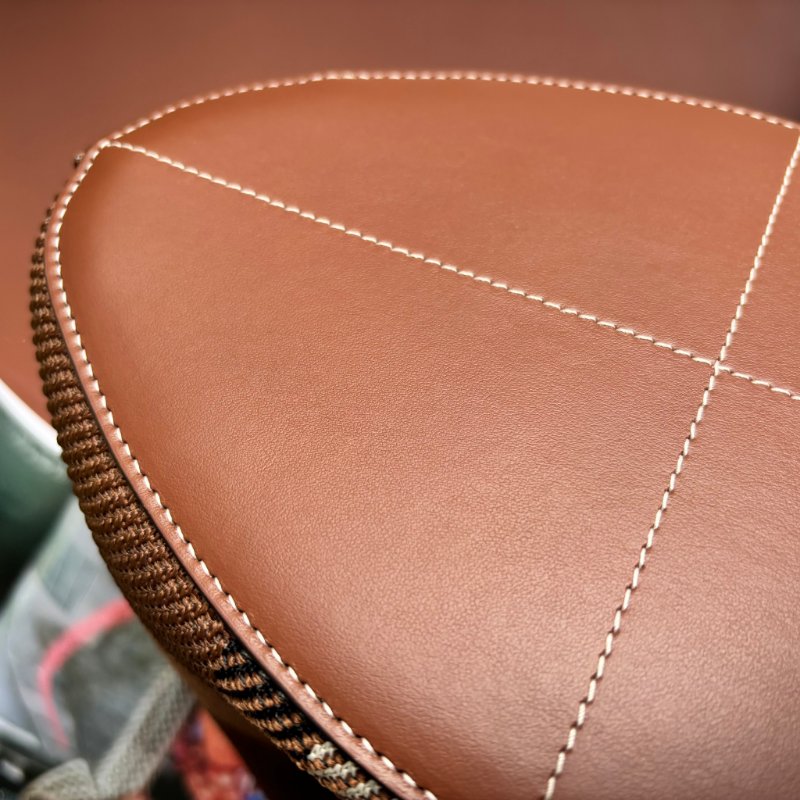 ::Burberry:: TB Bucket Bag 經典格紋水桶手袋 Leather Small TB Bucket Bag-Dark Birch Brown-18