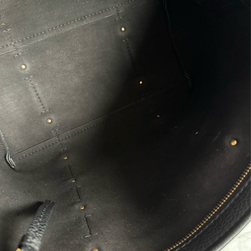 Ferragamo 黑色小金logo肩背包-15