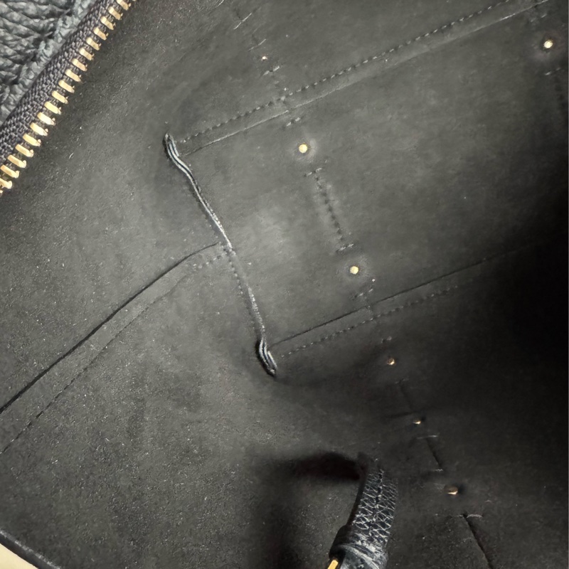 Ferragamo 黑色小金logo肩背包-16