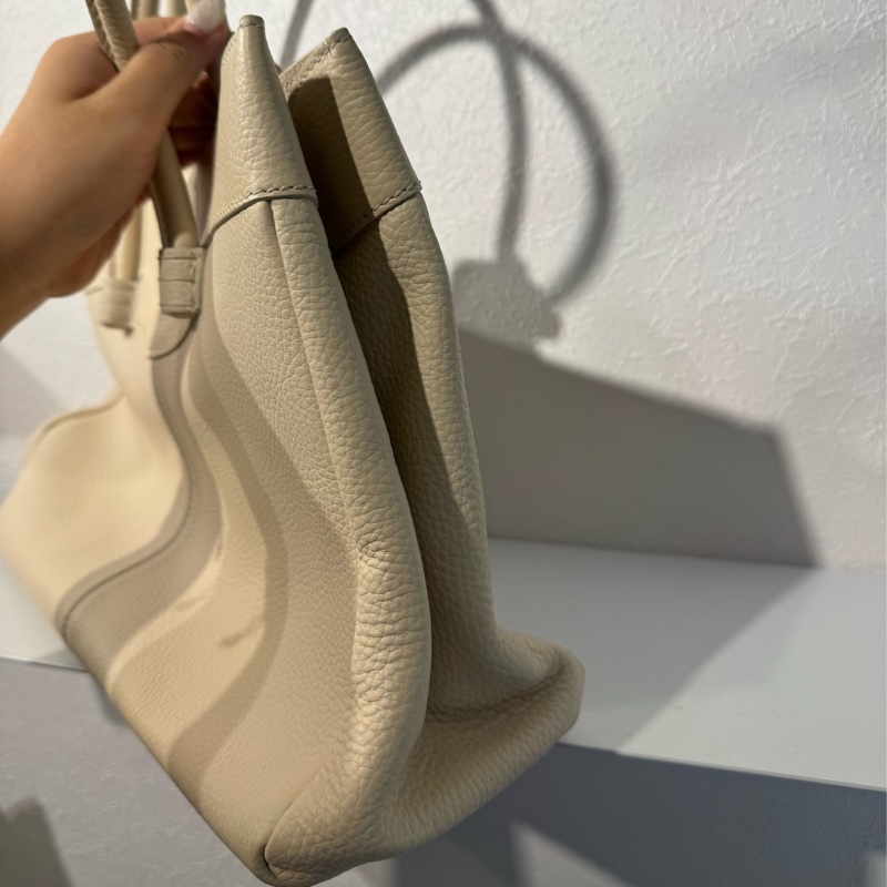 TOD’S米白手提托特包 價超甜✨-3