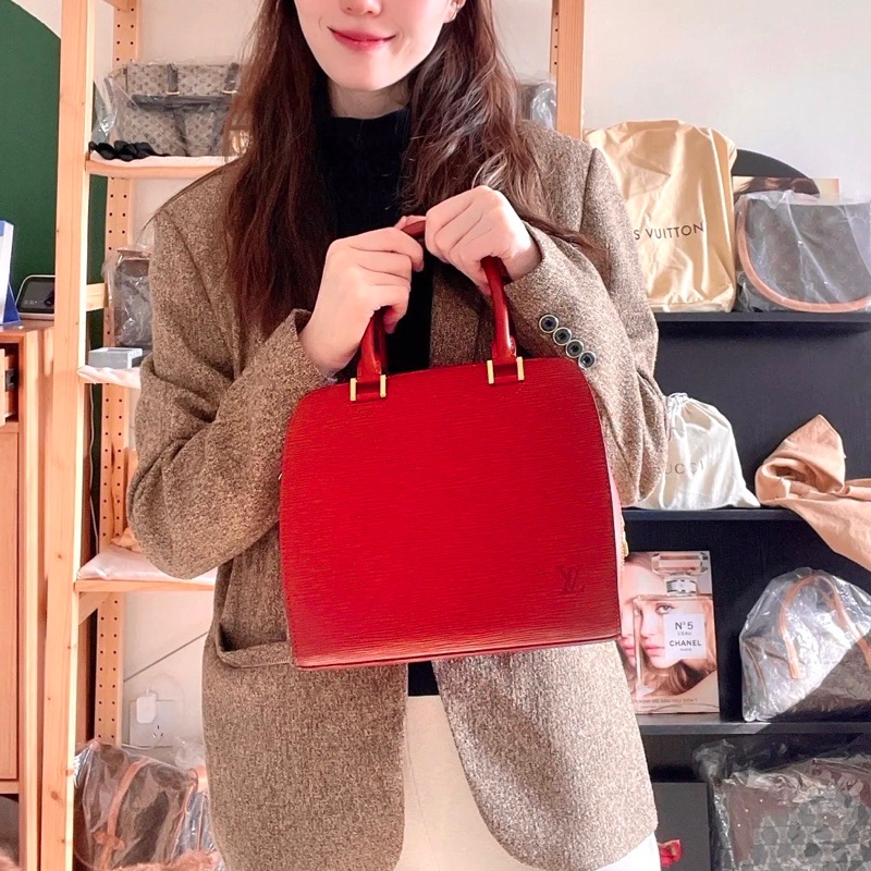 莉亞精品♡LV M52057 水波紋手提包 紅色 二手-1