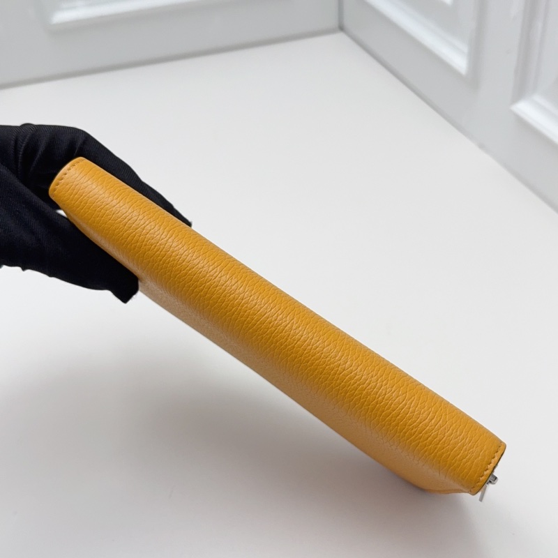 99新CELINE檸檬黃長款錢包-8