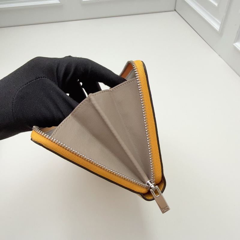 99新CELINE檸檬黃長款錢包-9