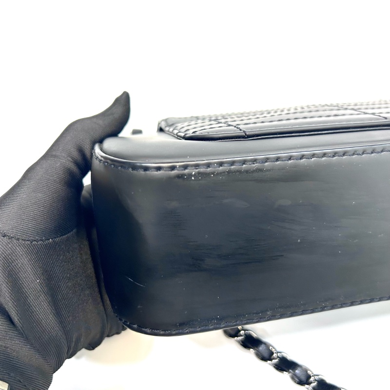 Chanel滑面牛皮雙蓋下銀釦單鏈包A29303-12