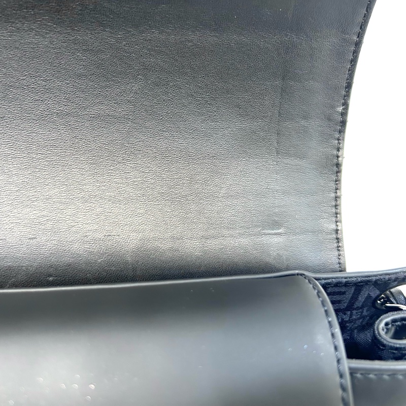 Chanel滑面牛皮雙蓋下銀釦單鏈包A29303-19