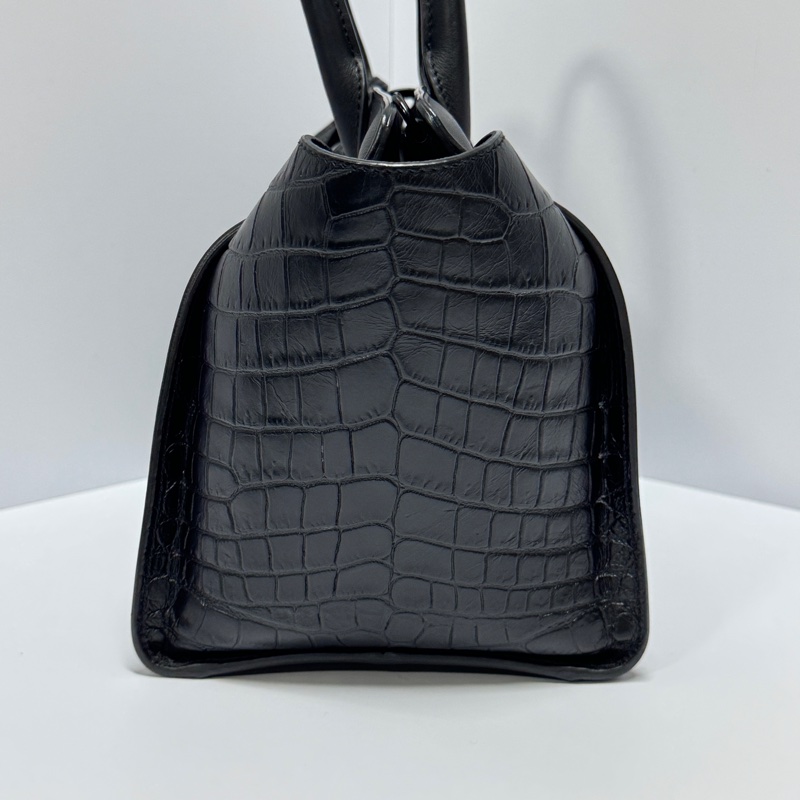 （極新🎁 超稀有） YSL “so black” 全黑鱷魚紋 斜背包 專櫃13萬！-13