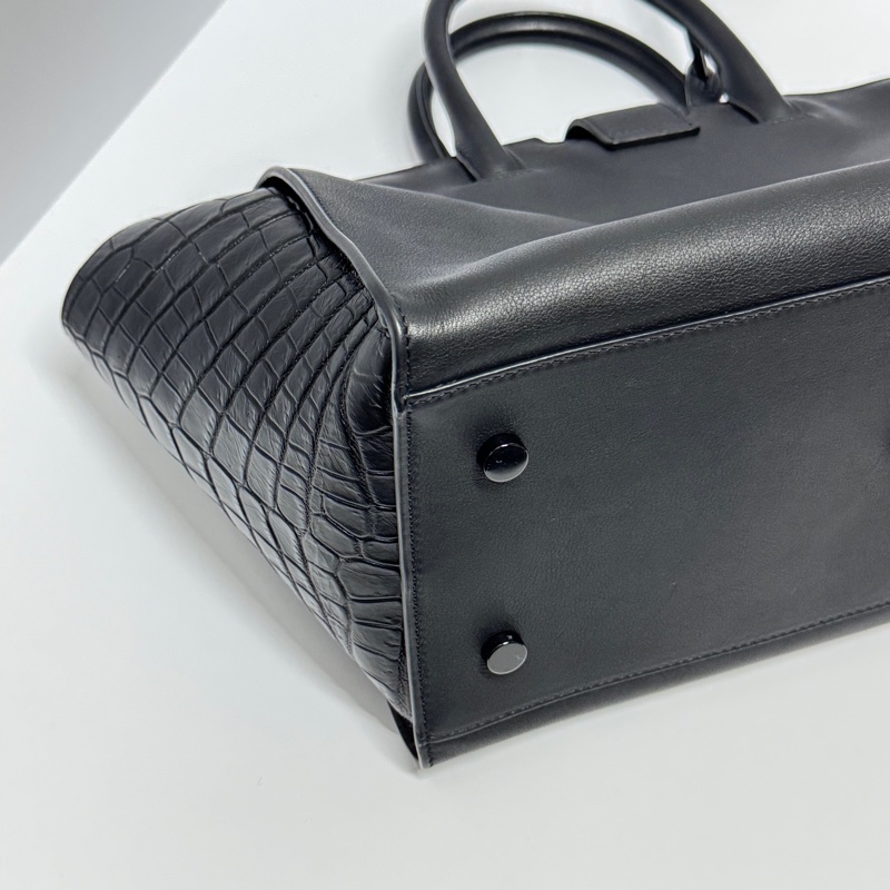 （極新🎁 超稀有） YSL “so black” 全黑鱷魚紋 斜背包 專櫃13萬！-22