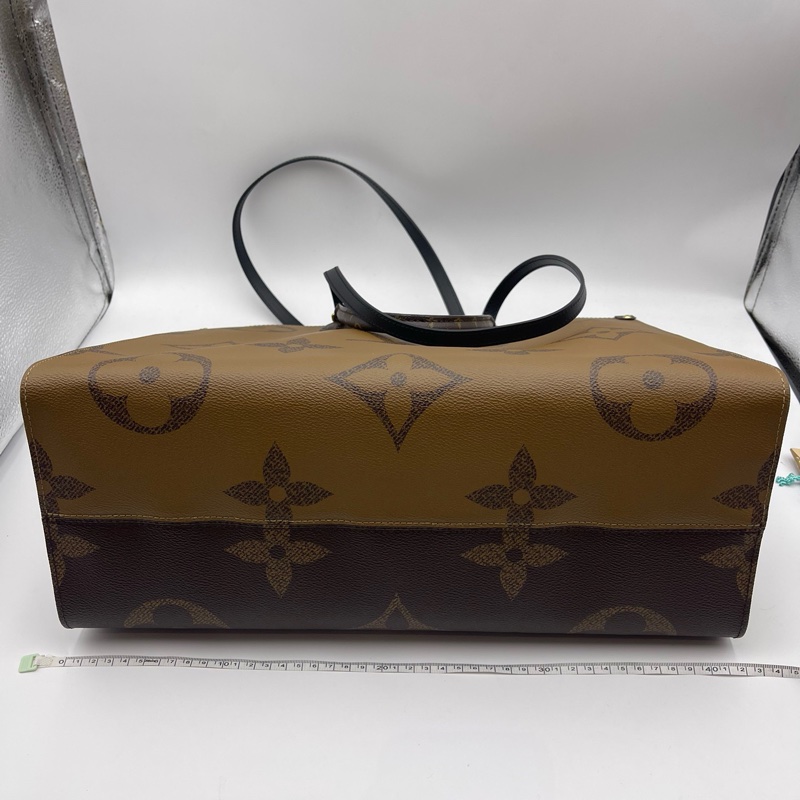 LV路易威登onthego大号手提包单肩包-2