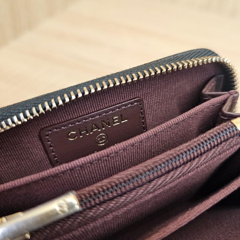 [品況新新款❣️] Chanel黑荔枝皮金釦內拉鏈零錢卡包-16