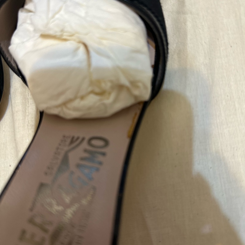 Salvatore Ferragamo 涼鞋全新未穿菲拉格慕涼鞋全新size38-9
