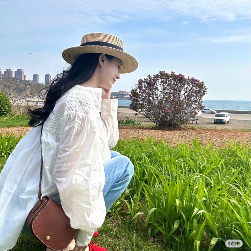 Longchamp ÉPURE 斜背袋 S 棕色-3