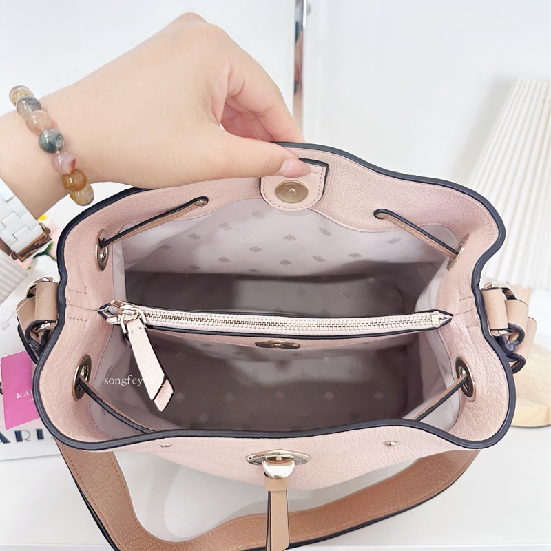 Kate Spade|KS 荔枝皮 拼色 兩用 水桶包-4