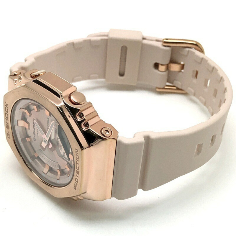 卡西歐 G-SHOCK GM-S2100PG-4A 金屬錶殼中型緊湊型腕錶，採用卡西歐橡木八角形錶殼、雙 LED 照明、粉金 IP 鍍層指針/數位雙顯，2023 年 8 月發售，Mikunigaoka 商店，ITA56SJ5HNVG-4