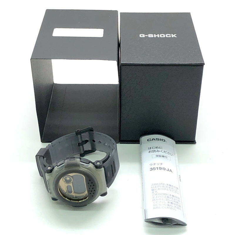 卡西歐 G-SHOCK G-B001MVB-8 NEXAX Jason 復刻版腕錶，配備藍牙、Mobile Link 功能、金屬錶圈、灰色鏤空錶殼和金色錶帶。 2023 年 1 月發售。 Mikunigaoka 商店。 ITAZ0EBCB2MO-9