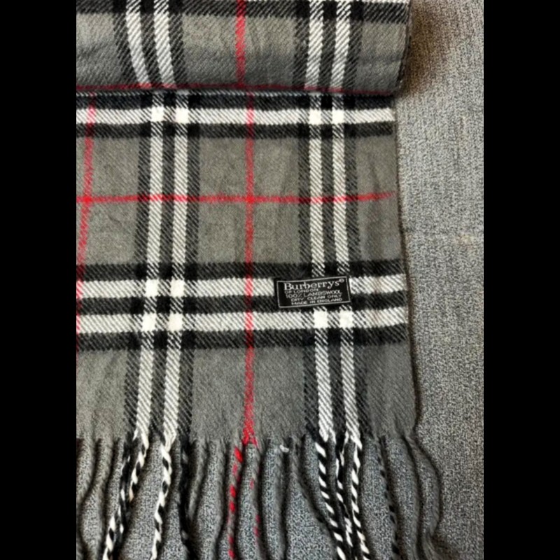 Burberry 灰色格紋羊毛圍巾-6